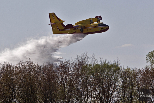 avion citerne sopfeu