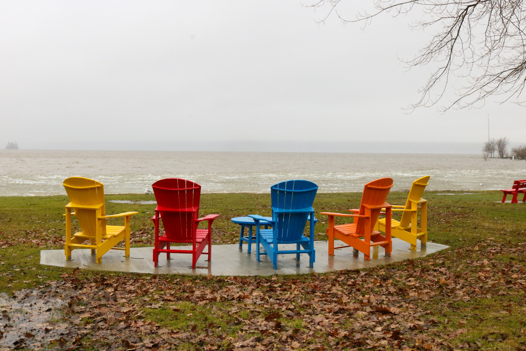 inondation_2019_-_bristol_chaises.jpg